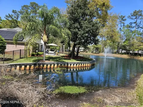 7440 Secret Wood Trail Jacksonville FL 32216