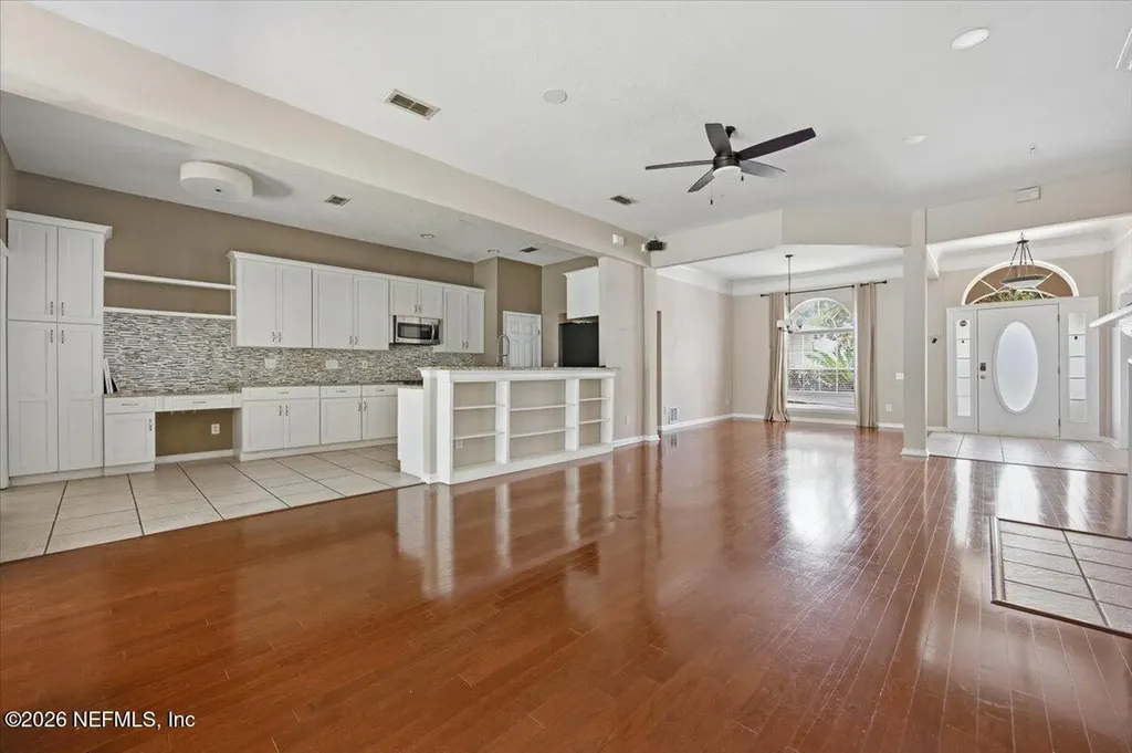 10642 Roundwood Glen Court Jacksonville FL 32256