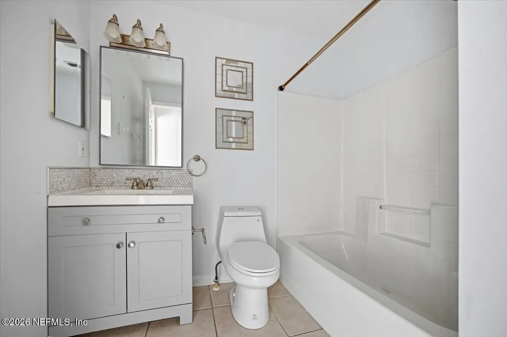 10642 Roundwood Glen Court Jacksonville FL 32256