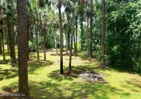 1888 Lake Disston Drive Bunnell FL 32110