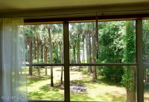 1888 Lake Disston Drive Bunnell FL 32110