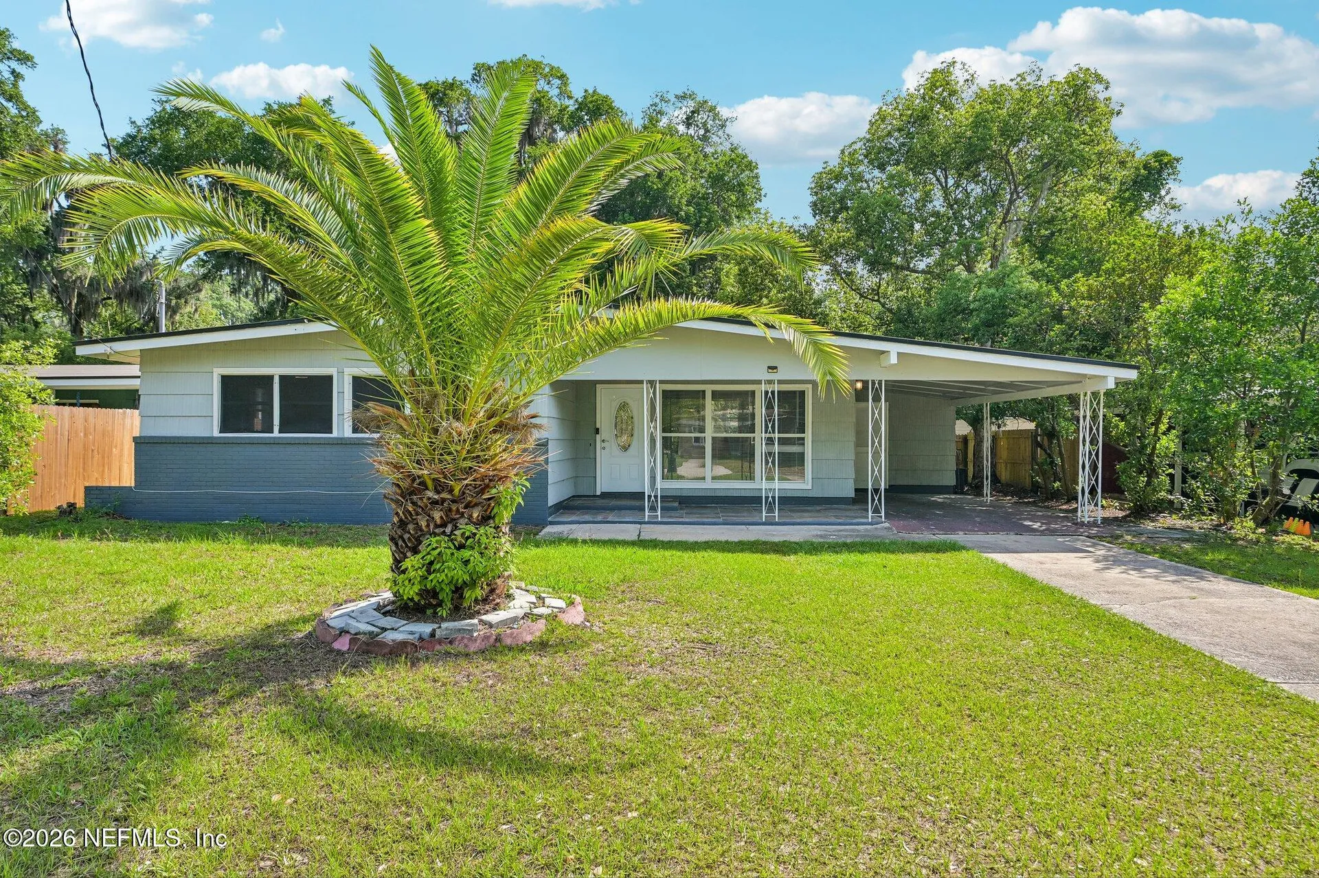 802 N Cypress Street Green Cove Springs FL 32043