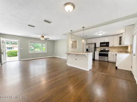 5774 Cedar Oaks Drive Jacksonville FL 32210