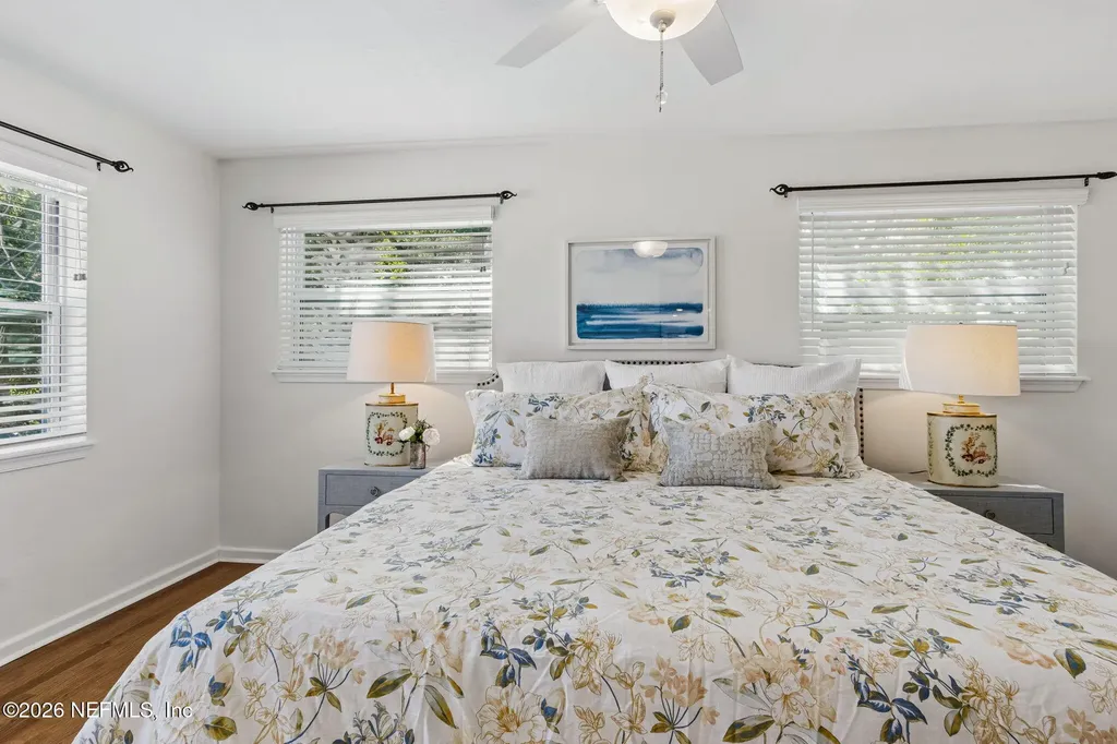 915 Old Grove Manor Jacksonville FL 32207