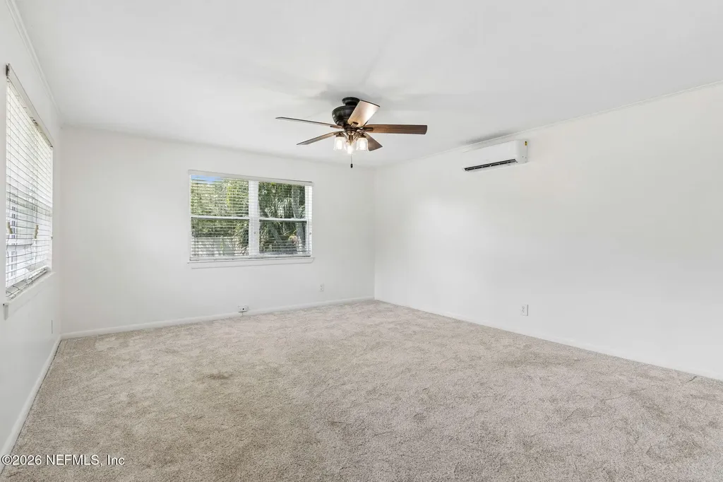 915 Old Grove Manor Jacksonville FL 32207