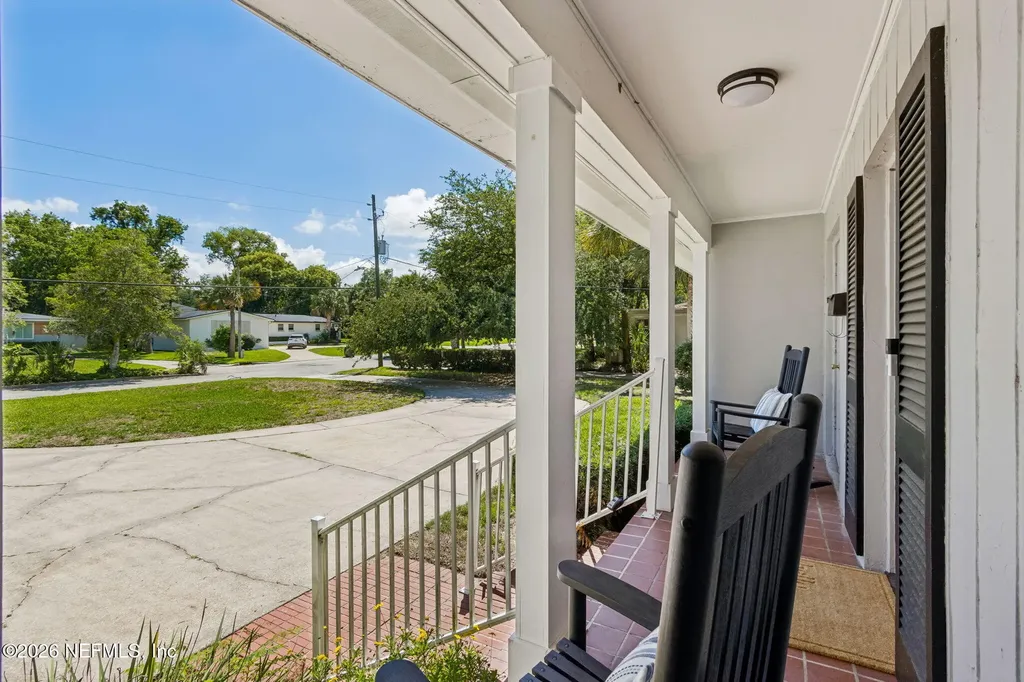 915 Old Grove Manor Jacksonville FL 32207