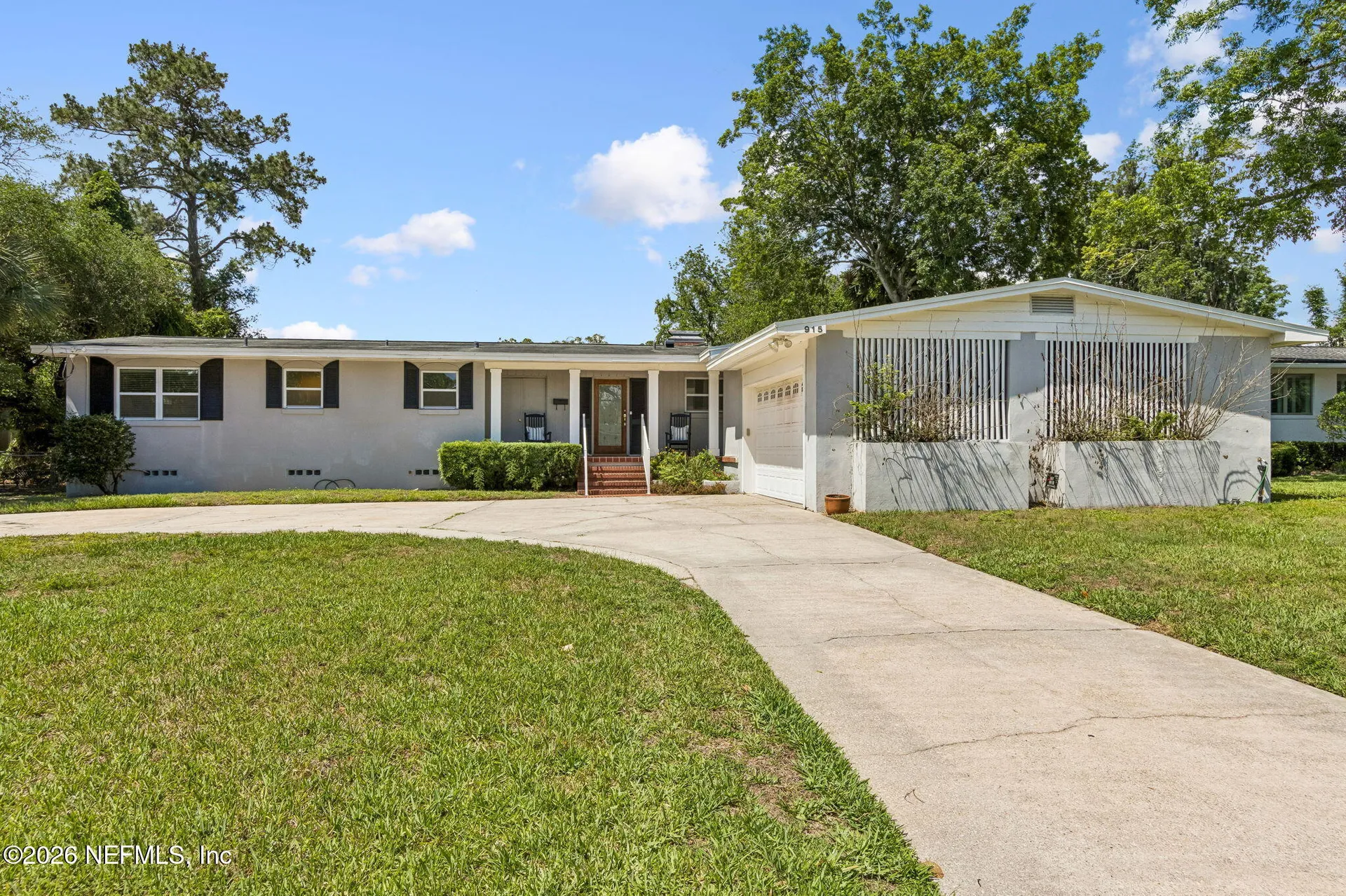 915 Old Grove Manor Jacksonville FL 32207
