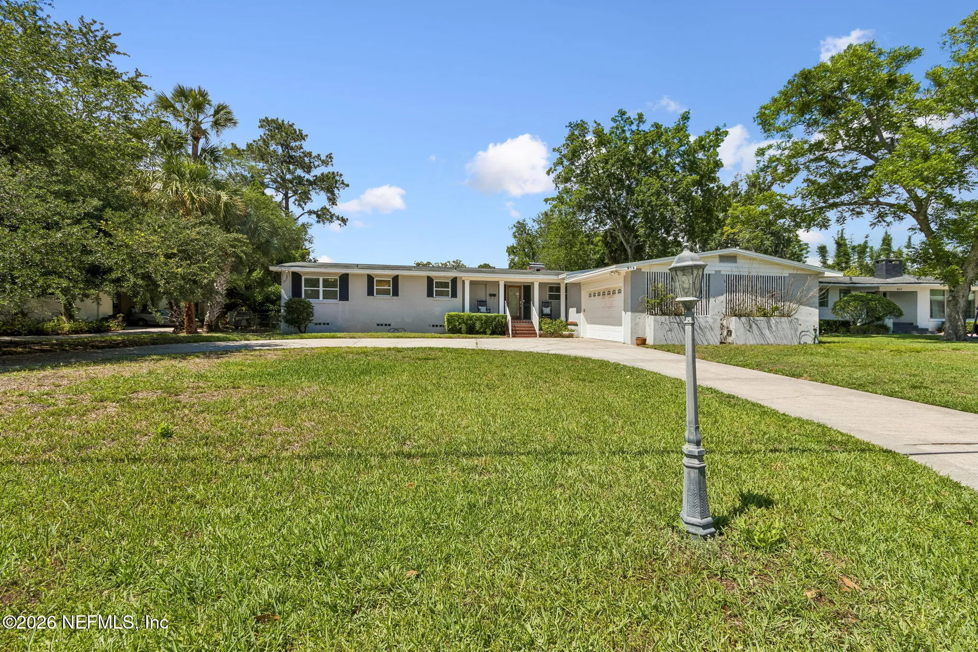 915 Old Grove Manor Jacksonville FL 32207