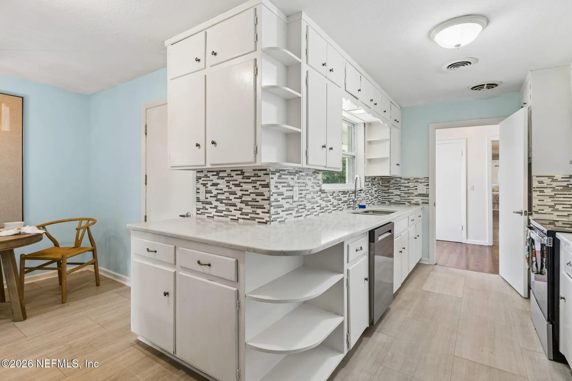 915 Old Grove Manor Jacksonville FL 32207