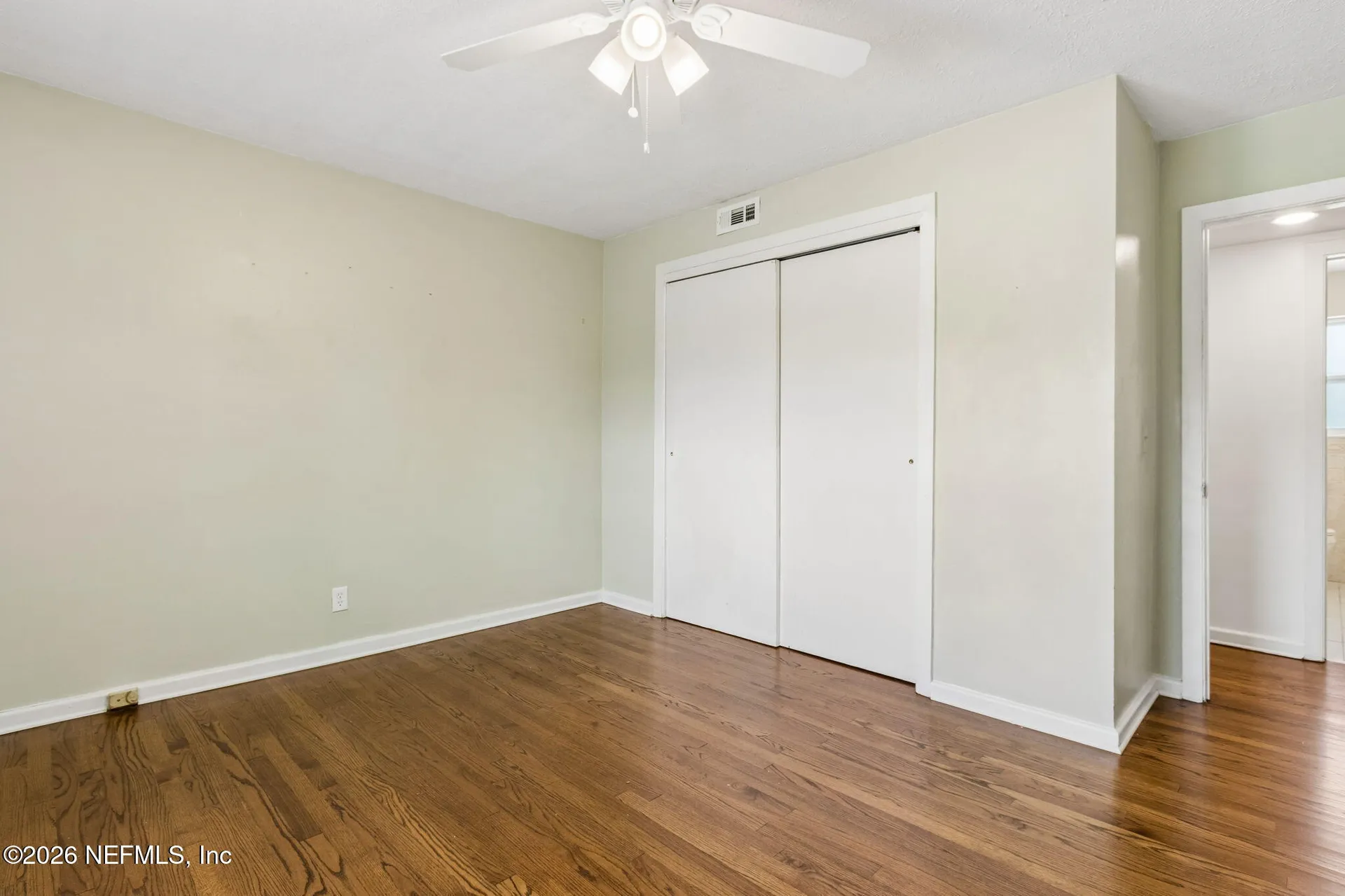 915 Old Grove Manor Jacksonville FL 32207