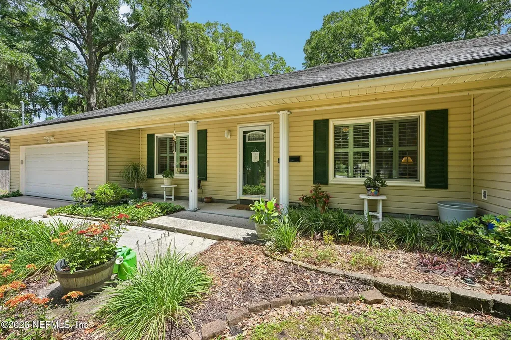 2011 Bartram Road Jacksonville FL 32207