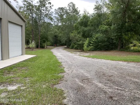 265 Lake Como Drive Pomona Park FL 32181
