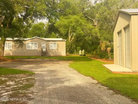 265 Lake Como Drive Pomona Park FL 32181