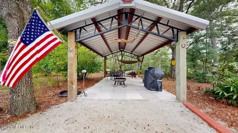 265 Lake Como Drive Pomona Park FL 32181