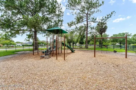 1967 Willesdon Drive E Jacksonville FL 32246