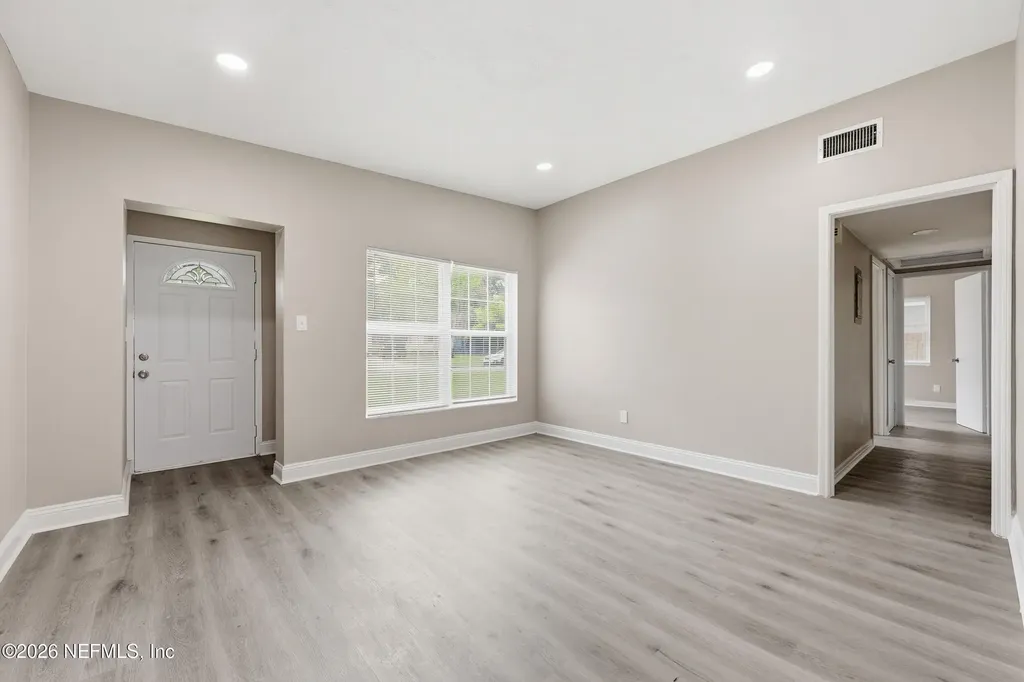 10242 Haverford Road Jacksonville FL 32218
