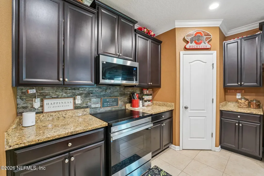 9749 Ansley Lake Drive Jacksonville FL 32222