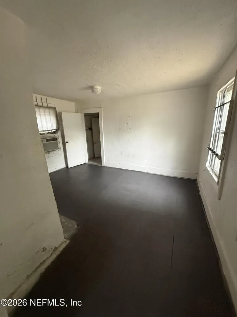 1649 State Street W Jacksonville FL 32209