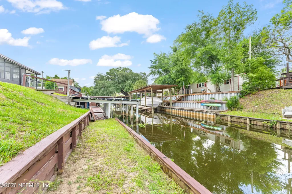 418 Cove Drive Satsuma FL 32189