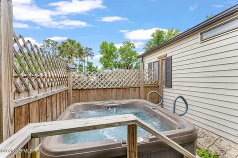 418 Cove Drive Satsuma FL 32189