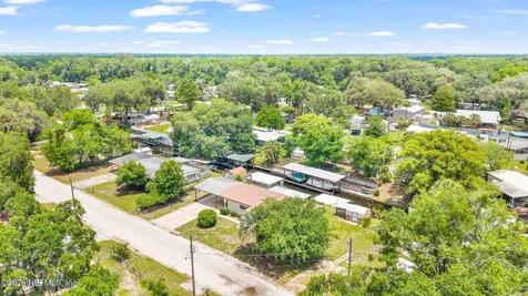 418 Cove Drive Satsuma FL 32189