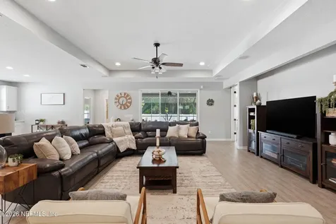 933 Bent Creek Drive St. Johns FL 32259