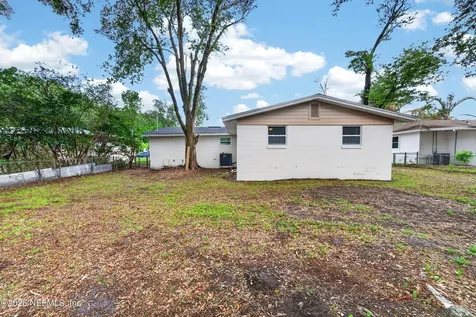 8243 Lanette Street Jacksonville FL 32220