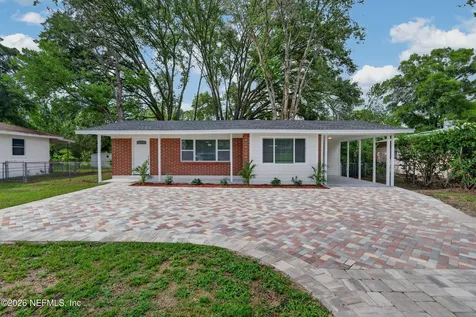 8243 Lanette Street Jacksonville FL 32220