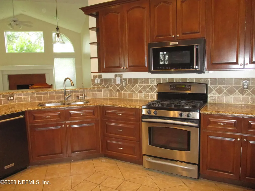 3726 Reedpond Drive N Jacksonville FL 32223