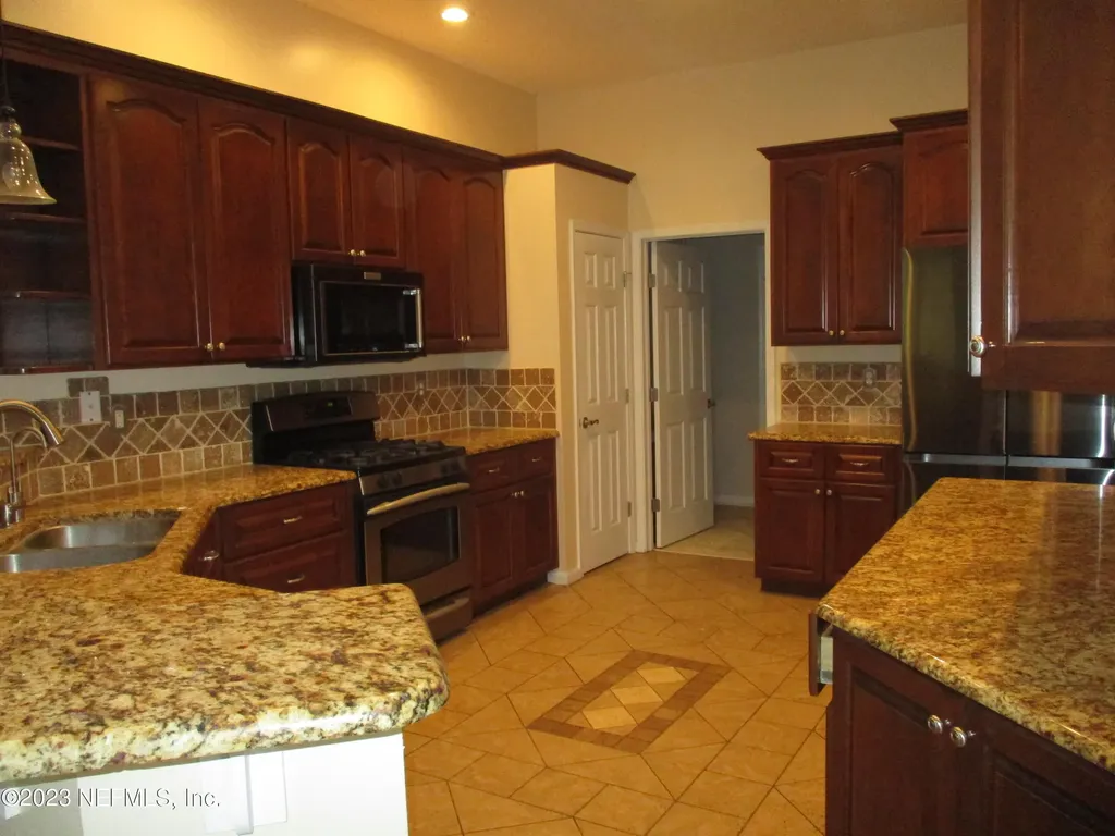 3726 Reedpond Drive N Jacksonville FL 32223