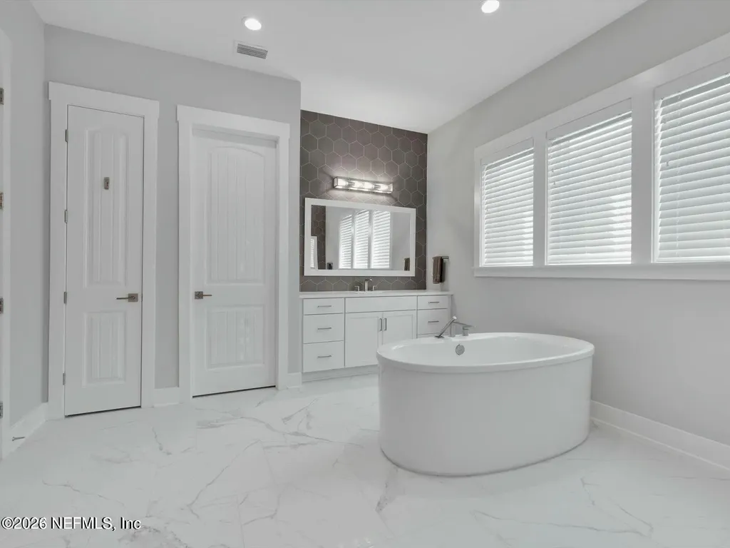 32 Awlleaf Court St. Augustine FL 32095