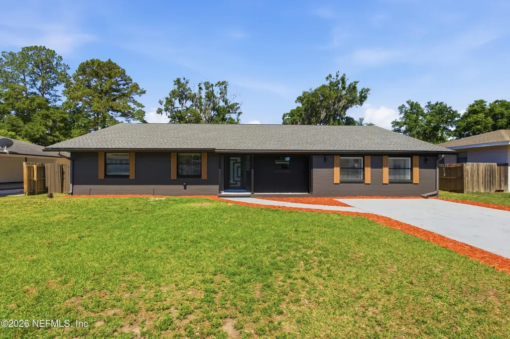 802 Antigua Road Jacksonville FL 32216