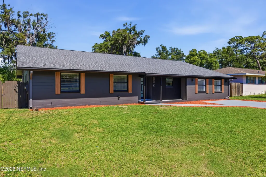 802 Antigua Road Jacksonville FL 32216