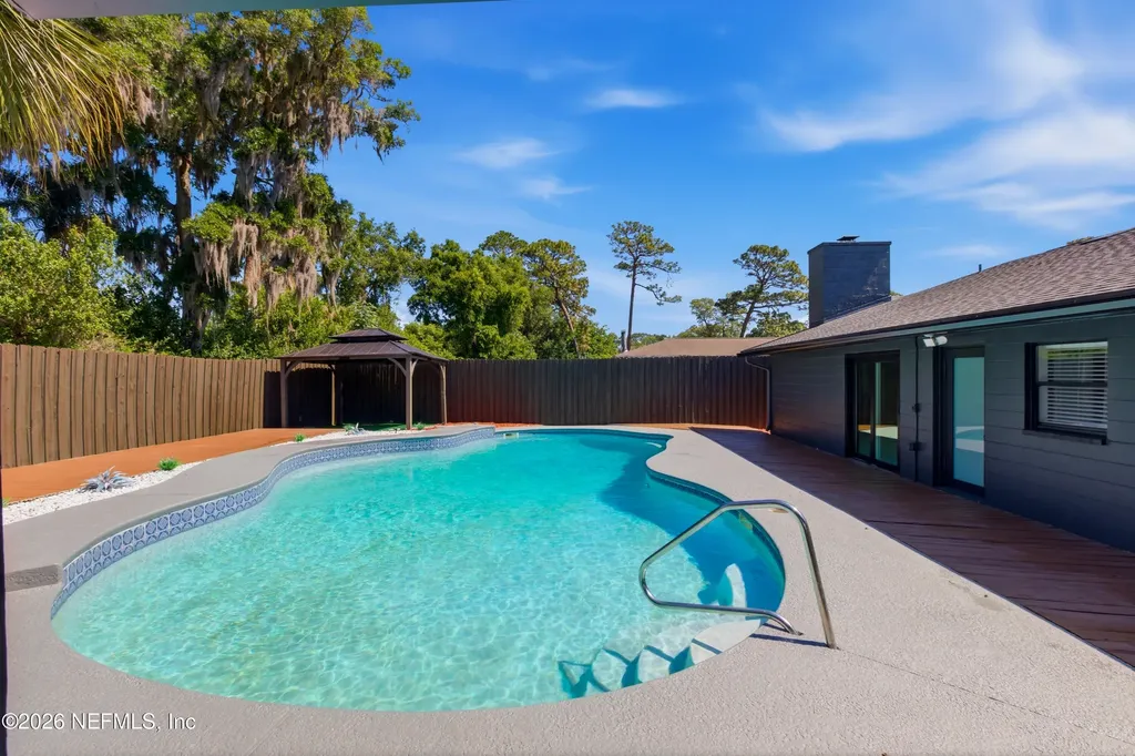 802 Antigua Road Jacksonville FL 32216