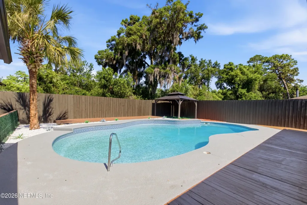 802 Antigua Road Jacksonville FL 32216