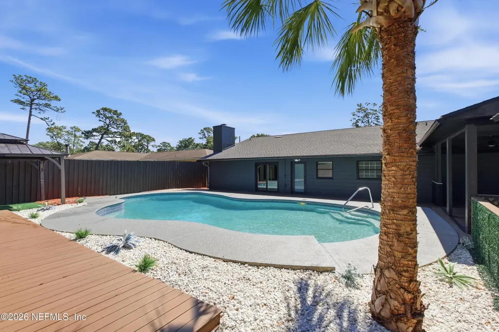 802 Antigua Road Jacksonville FL 32216
