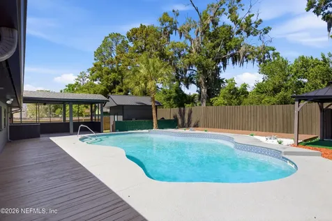 802 Antigua Road Jacksonville FL 32216