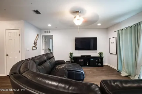10060 Bradley Road Jacksonville FL 32246