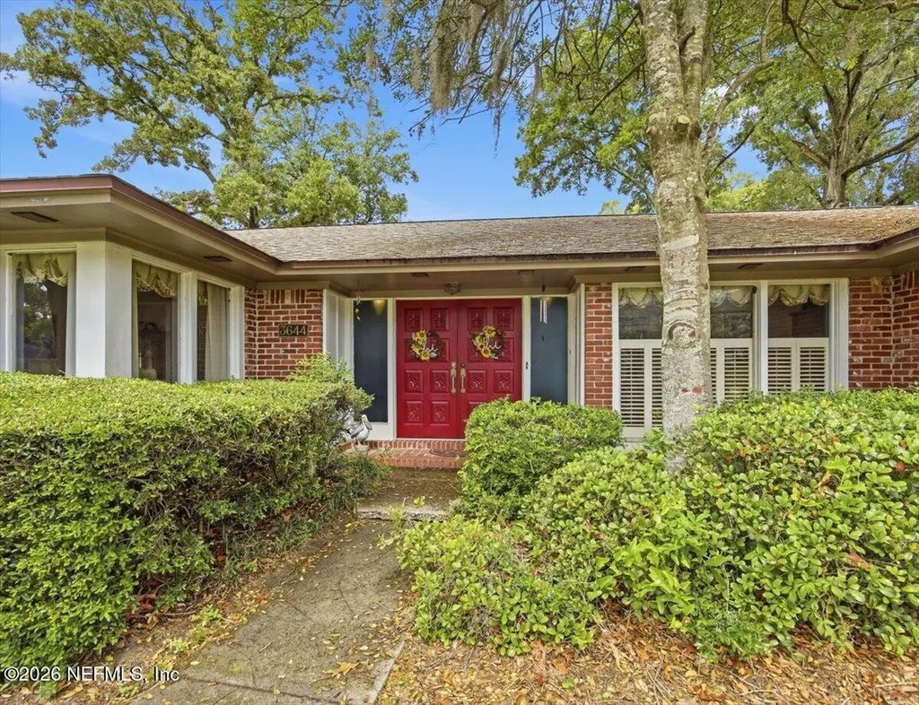 3644 Buckskin Trail W Jacksonville FL 32277