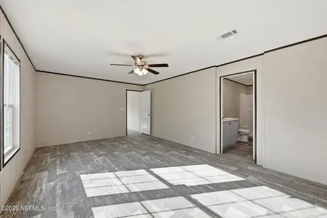 352 N County Road 315 Interlachen FL 32148