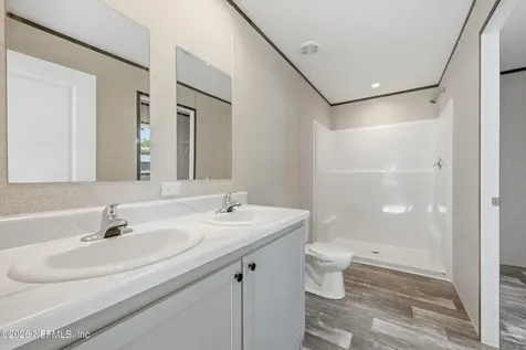 352 N County Road 315 Interlachen FL 32148