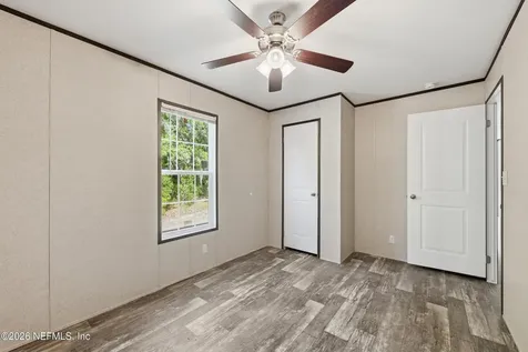 352 N County Road 315 Interlachen FL 32148