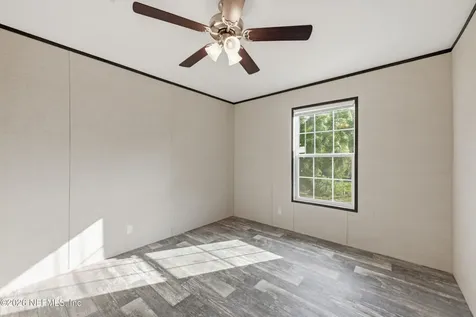352 N County Road 315 Interlachen FL 32148