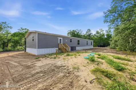 352 N County Road 315 Interlachen FL 32148