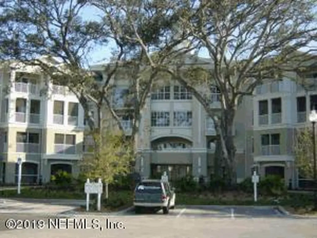 8290 Gate Parkway Jacksonville FL 32216