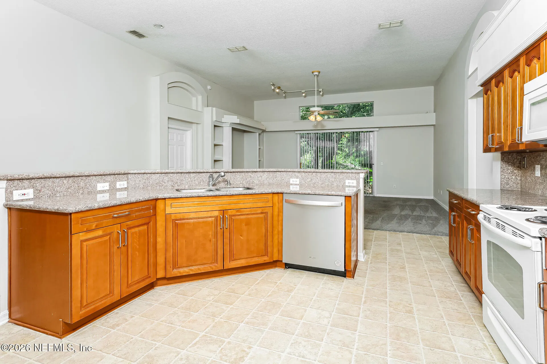 11516 Joliet Falls Lane Jacksonville FL 32258