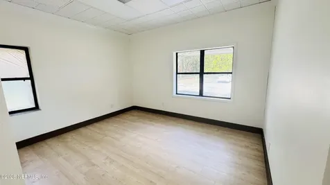 8421 Baymeadows Way Jacksonville FL 32256