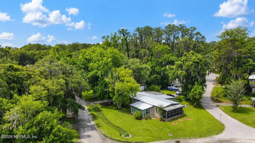 114 N Geraldo Road East Palatka FL 32131