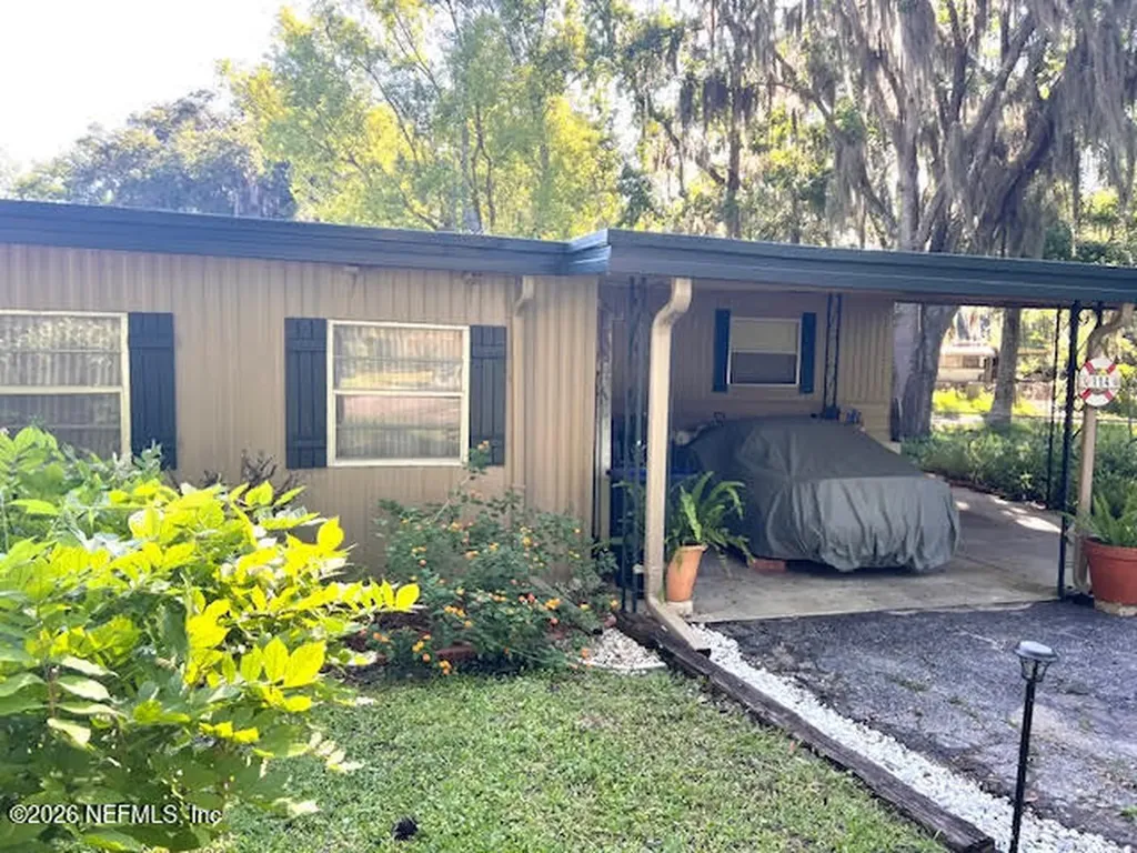 114 N Geraldo Road East Palatka FL 32131
