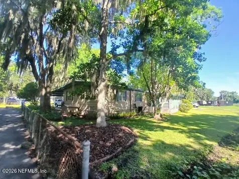 114 N Geraldo Road East Palatka FL 32131